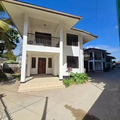Villa ya vyumba vitatu inapangishwa Mikocheni, Dar Es Salaam