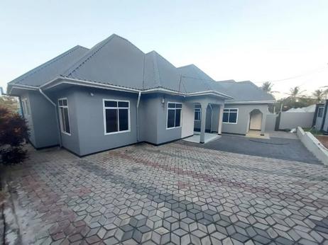 Nyumba ya vyumba vitatu inapangishwa Mbezi Makabe, Dar Es Salaam