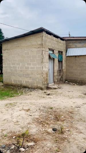 Kiwanja kinauzwa Bunju Mingoi, Dar Es Salaam (150 sqm) Kiwanja kinauzwa Bunju Mingoi, Dar Es Salaam (150 sqm)