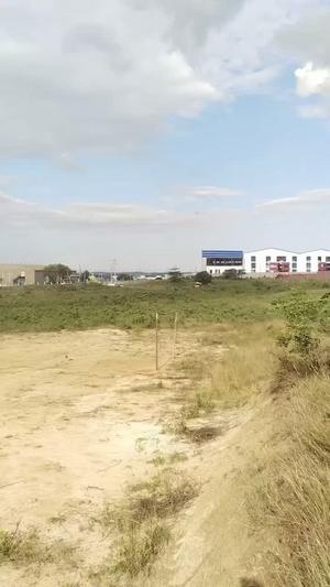 Kiwanja (Commercial Plot) kinauzwa Kibaha Mjini, Pwani (8435 sqm) Kiwanja (Commercial Plot) kinauzwa Kibaha Mjini, Pwani (8435 sqm)
