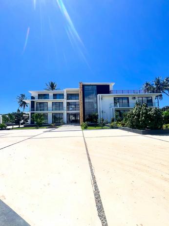 Nyumba ya vyumba 6 inauzwa Bahari Beach, Dar Es Salaam (4600 sqm) Nyumba ya vyumba 6 inauzwa Bahari Beach, Dar Es Salaam (4600 sqm)