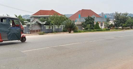 Nyumba ya vyumba vitano inauzwa Mkolani, Mwanza Nyumba ya vyumba vitano inauzwa Mkolani, Mwanza