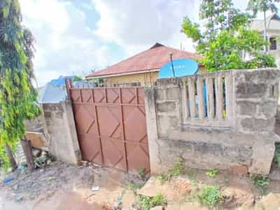 Nyumba ya vyumba vitatu inauzwa Mbezi Maramba Mawili, Dar Es Salaam (300 sqm)