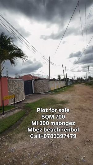 Kiwanja kinauzwa Mbezi Beach Renbol, Dar Es Salaam (700 sqm)