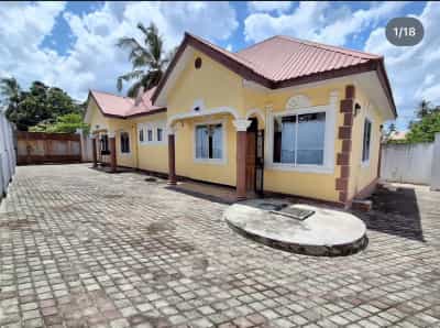 Apartment ya vyumba viwili inapangishwa Kitunda Chama Cha Biblia, Dar Es Salaam