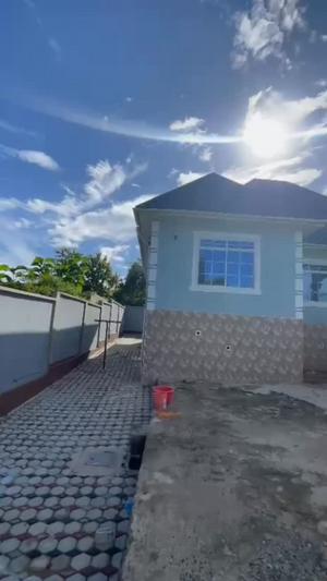 Nyumba ya vyumba vitatu inauzwa Mbezi Msakuzi, Dar Es Salaam (800 sqm)