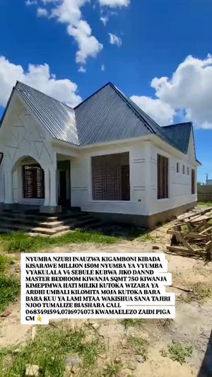 Nyumba ya vyumba vinne inauzwa Kibada Kisarawe, Dar Es Salaam (750 sqm) Nyumba ya vyumba vinne inauzwa Kibada Kisarawe, Dar Es Salaam (750 sqm)