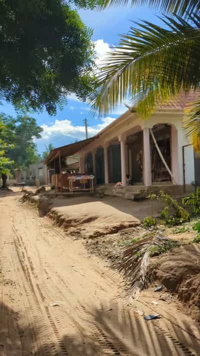 Kiwanja kinauzwa Buyuni CCM, Dar Es Salaam (144 sqm) Kiwanja kinauzwa Buyuni CCM, Dar Es Salaam (144 sqm)