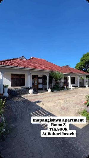 Apartment ya vyumba vitatu inapangishwa Bahari Beach, Dar Es Salaam