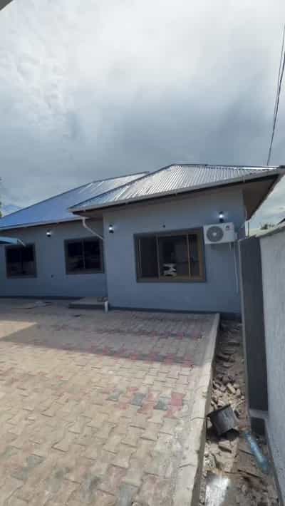 Nyumba ya vyumba vitatu inapangishwa mbezi beach makonde, Dar Es Salaam