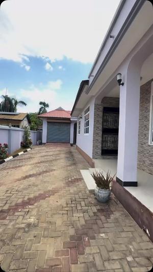 Nyumba ya vyumba vitatu inapangishwa Ununio, Dar Es Salaam Nyumba ya vyumba vitatu inapangishwa Ununio, Dar Es Salaam
