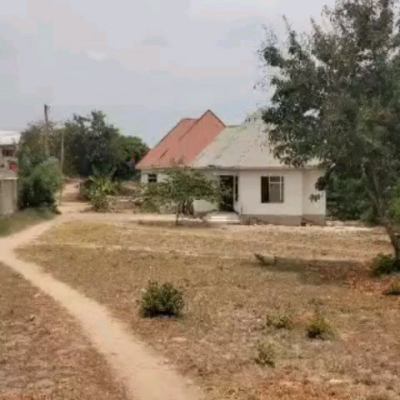 Kiwanja kinauzwa Madale, Dar Es Salaam