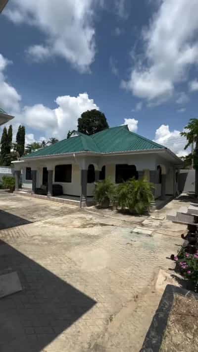 Apartment ya vyumba vitatu inapangishwa Mbezi Beach Masana, Dar Es Salaam