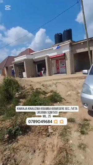 Kiwanja kinauzwa Kibamba, Dar Es Salaam (500 sqm) Kiwanja kinauzwa Kibamba, Dar Es Salaam (500 sqm)