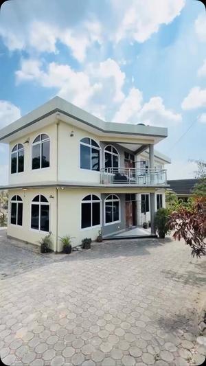 5 Bedrooms House for Sale in Mbezi Beach Makonde, Dar Es Salaam (1000 sqm) 5 Bedrooms House for Sale in Mbezi Beach Makonde, Dar Es Salaam (1000 sqm)
