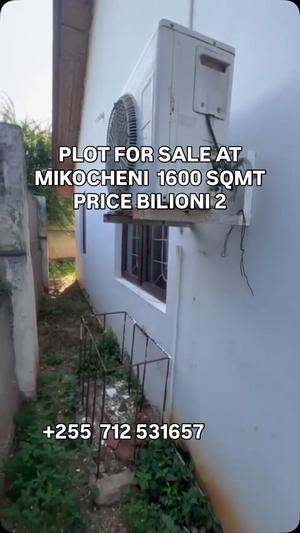 Kiwanja kinauzwa Mikocheni, Dar Es Salaam sqm 1600