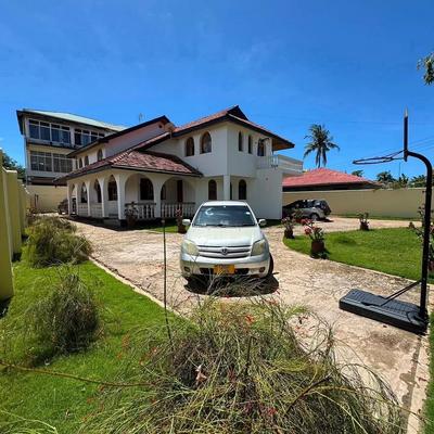 Nyumba inauzwa Mbezi Beach Makonde, Dar Es Salaam (800 sqm) Nyumba inauzwa Mbezi Beach Makonde, Dar Es Salaam (800 sqm)
