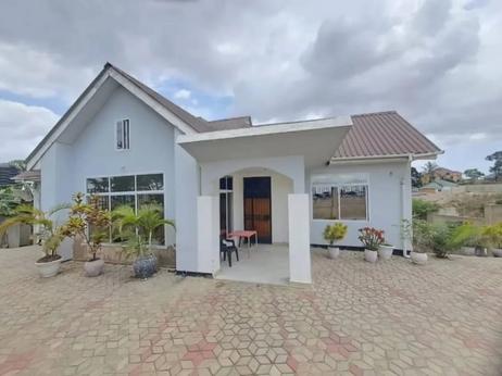 3 Bedrooms House for Sale in Kimara Temboni, Dar Es Salaam (600 sqm)