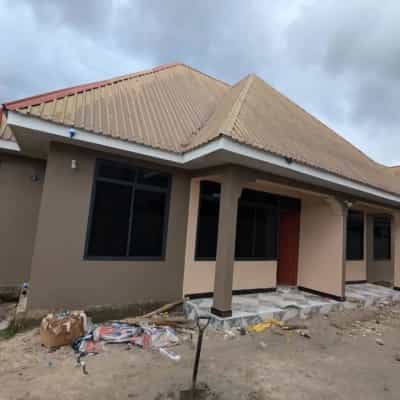 2 Bedrooms Apartment for Rent in KIVULE NJIAPANDA SHULE, Dar Es Salaam