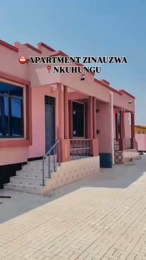 Nyumba ya vyumba viwili inauzwa Nkuhungu, Dodoma Nyumba ya vyumba viwili inauzwa Nkuhungu, Dodoma