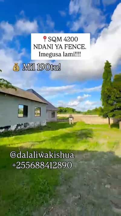 Kiwanja (Residential/Commercial) kinauzwa Kinyerezi, Ulongoni B, Dar Es Salaam (4274 sqm)