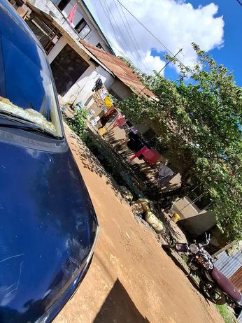 Nyumba inauzwa Kinondoni Hananasif, Dar Es Salaam (330 sqm)