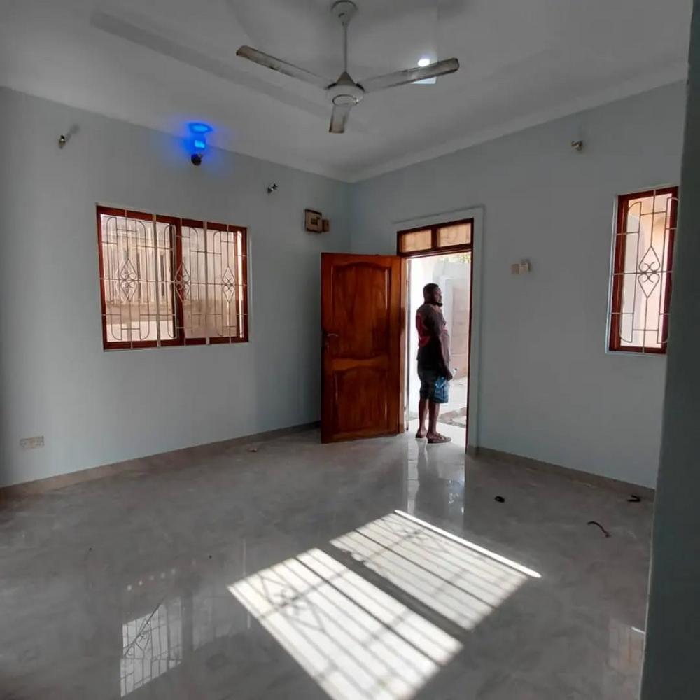 media -5 media -5