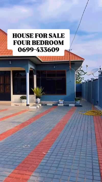 Nyumba ya vyumba vinne inauzwa Nyamhongolo, Mwanza (800 sqm)