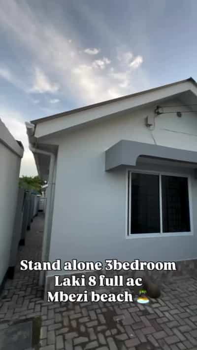 Nyumba ya vyumba vitatu inapangishwa Mbezi Beach Massana, Dar Es Salaam Nyumba ya vyumba vitatu inapangishwa Mbezi Beach Massana, Dar Es Salaam