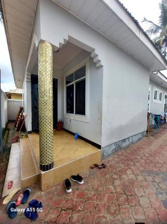 Nyumba ya vyumba vitatu inauzwa Mbande Kisewe, Dar Es Salaam Nyumba ya vyumba vitatu inauzwa Mbande Kisewe, Dar Es Salaam