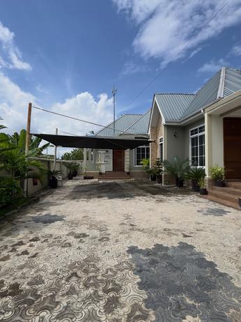 2 Bedrooms House/Apartment for Rent in Makongo Juu, Dar Es Salaam