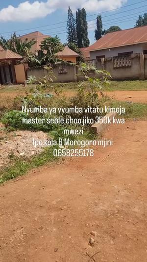 Nyumba ya vyumba vitatu inapangishwa Morogoro Mjini Nyumba ya vyumba vitatu inapangishwa Morogoro Mjini