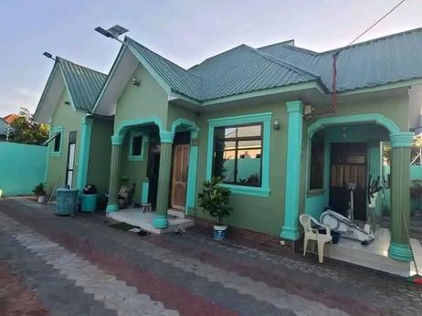 3 Bedrooms House for Sale in Mbagala Chamazi Stendi, Dar Es Salaam (500 sqm) 3 Bedrooms House for Sale in Mbagala Chamazi Stendi, Dar Es Salaam (500 sqm)
