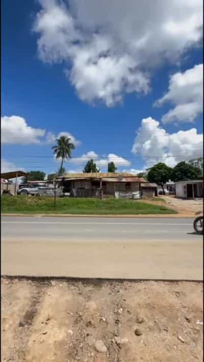 Nyumba inauzwa Kunduchi, Dar Es Salaam (1400 sqm) Nyumba inauzwa Kunduchi, Dar Es Salaam (1400 sqm)