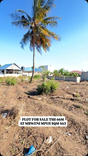 Kiwanja kinauzwa Mbweni Mpiji, Dar Es Salaam (463 sqm) Kiwanja kinauzwa Mbweni Mpiji, Dar Es Salaam (463 sqm)