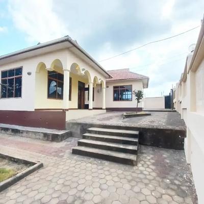 4 Bedrooms House for Rent in Kimara Mwisho, Dar Es Salaam