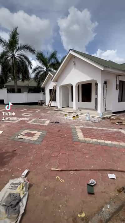 3 Bedrooms House for Rent in Dar Es Salaam