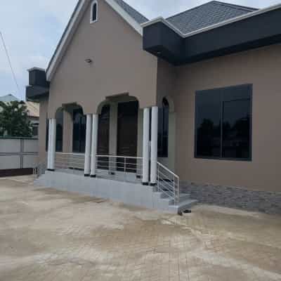 Nyumba/Apartment ya vyumba viwili inapangishwa Mbezi, Dar Es Salaam Nyumba/Apartment ya vyumba viwili inapangishwa Mbezi, Dar Es Salaam