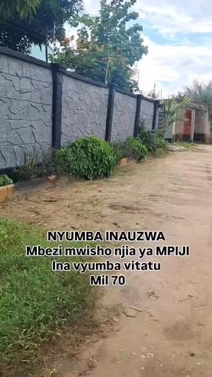 Nyumba ya vyumba vitatu inauzwa Mbezi Mwisho, Dar Es Salaam (400 sqm)
