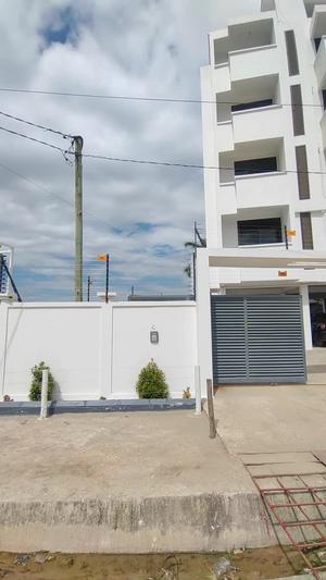 Apartment ya vyumba vitatu inapangishwa Sinza, Dar Es Salaam Apartment ya vyumba vitatu inapangishwa Sinza, Dar Es Salaam