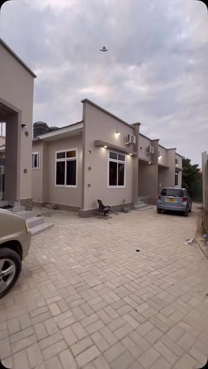 Apartment ya vyumba viwili inapangishwa Makongo Mti Pesa, Dar Es Salaam Apartment ya vyumba viwili inapangishwa Makongo Mti Pesa, Dar Es Salaam