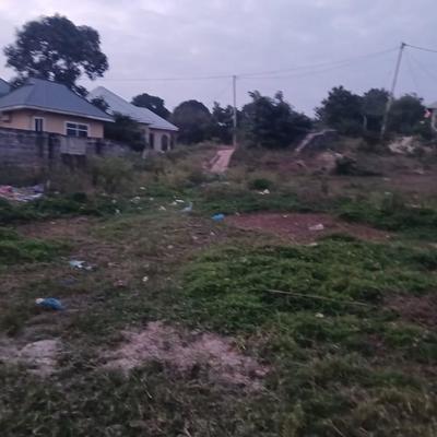 Kiwanja kinauzwa Kimara Suka, Dar Es Salaam sqm 700 Kiwanja kinauzwa Kimara Suka, Dar Es Salaam sqm 700