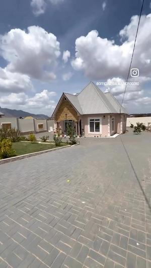 Nyumba ya vyumba vitatu inapangishwa Kiegea (Kihonda Mizani), Morogoro