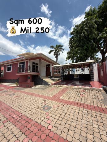 Nyumba ya vyumba vitatu inauzwa Tabata Segerea, Dar Es Salaam (600 sqm)