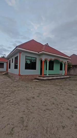 Nyumba ya vyumba vitatu inapangishwa Pugu Kinyamwezi, Dar Es Salaam Nyumba ya vyumba vitatu inapangishwa Pugu Kinyamwezi, Dar Es Salaam