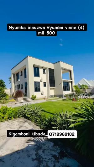 Nyumba ya vyumba vinne inauzwa Kibada, Dar Es Salaam (1100 sqm)