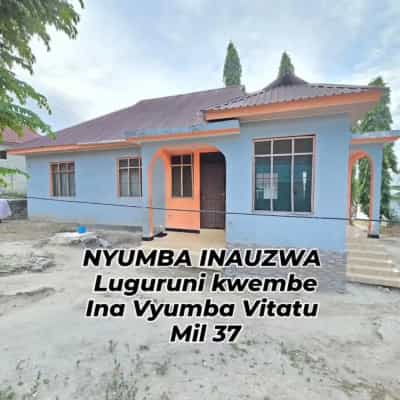 Nyumba ya vyumba vitatu inauzwa Mbezi Luguruni Kwembe, Dar Es Salaam (400 sqm)