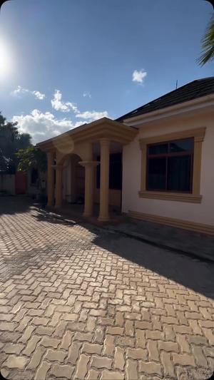 Nyumba ya vyumba vitatu inapangishwa Salasala Iptl, Dar Es Salaam