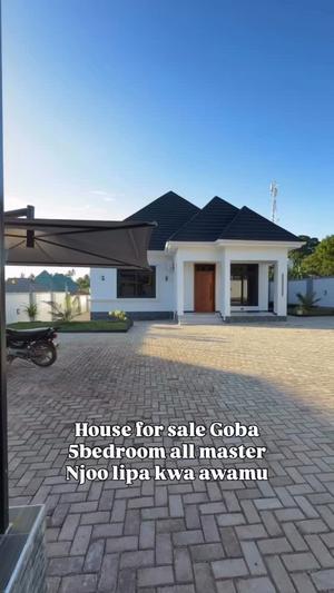 Nyumba ya vyumba vitano inauzwa Goba Center, Dar Es Salaam (850 sqm)