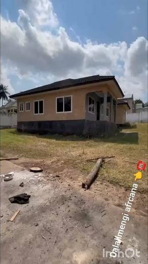 Nyumba ya vyumba vitatu inapangishwa Africana, Dar Es Salaam